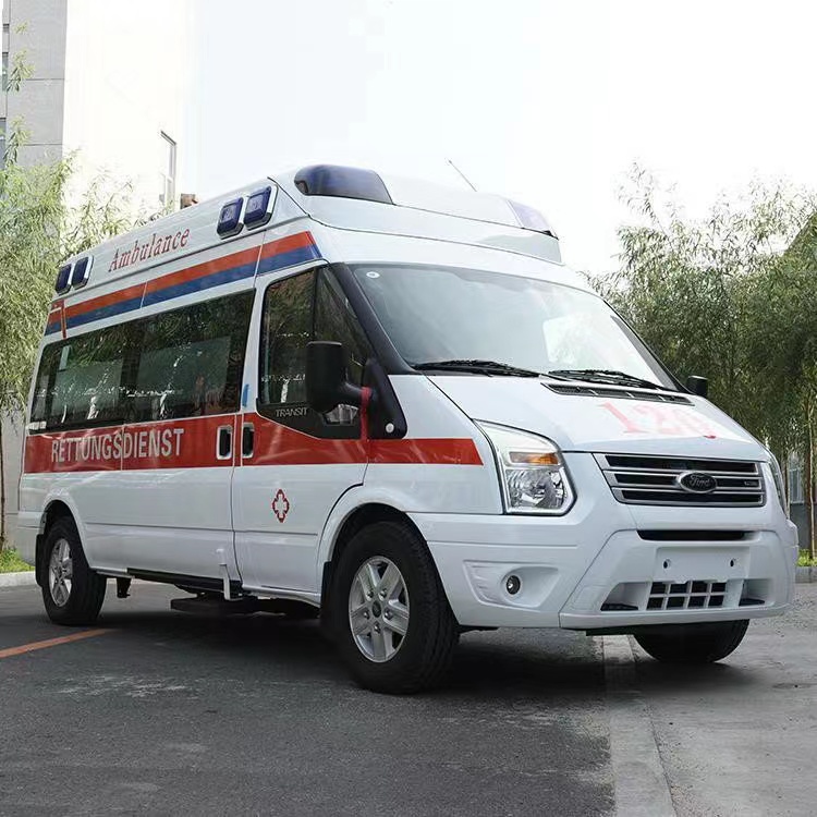 清镇行动不便者长途救护车租赁:安全转运的核心注意事项